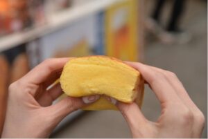 【台湾カステラ】驚きのふわふわ食感「横濱東風軒